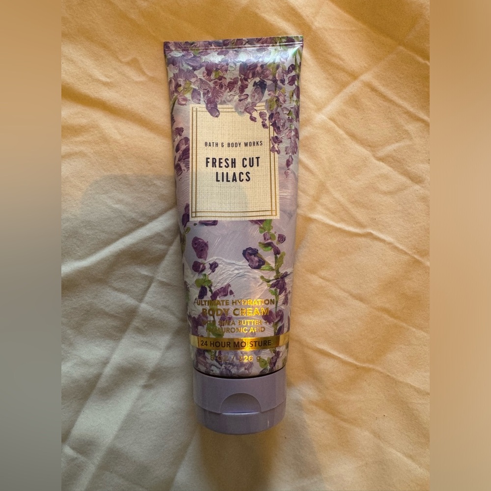 Bath & Body Works Fresh Cut Lilac Lotion